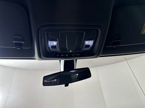 Used 2022 GMC Sierra 1500 SLE image 24