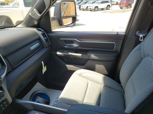 New 2025 RAM 1500 Big Horn image 25