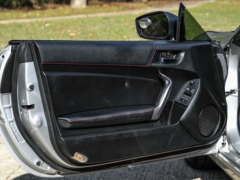 Used 2014 Subaru BRZ Limited w/ Popular Package #1A image 36