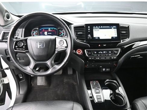 Used 2022 Honda Pilot Touring image 25