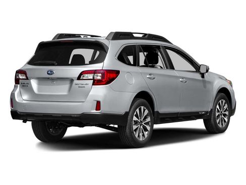 Used 2016 Subaru Outback 2.5i Limited AWD/4WD image 2
