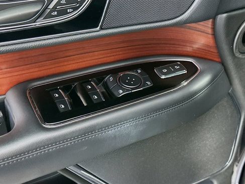 Used 2023 Lincoln Navigator Reserve AWD/4WD image 25