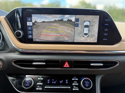 Used 2021 Hyundai Sonata Limited image 17