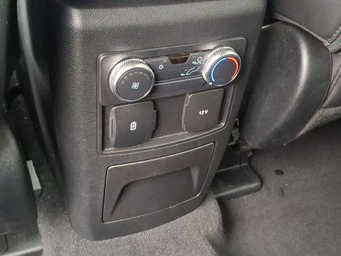 Used 2022 Ford Explorer XLT w/ Equipment Group 202A AWD/4WD image 11