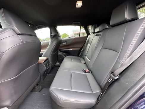 Used 2024 Toyota Venza XLE AWD/4WD image 27