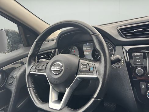 Used 2022 Nissan Rogue Sport SL w/ Premium Package AWD/4WD image 28