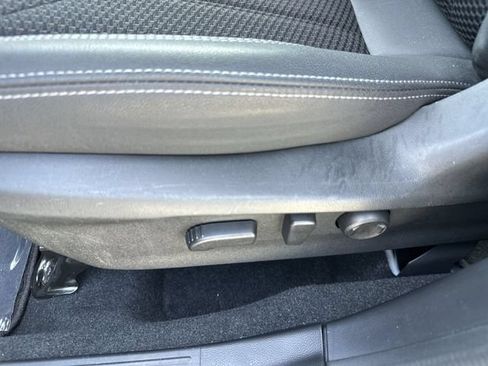 Certified 2023 Subaru Forester Premium AWD/4WD image 12