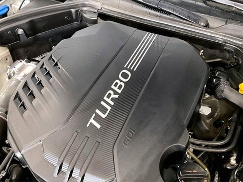 Used 2023 Genesis G70 3.3T w/ Sport Prestige Package image 30