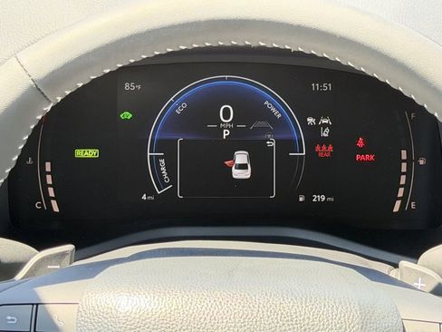 Used 2026 Toyota Camry SE FWD image 16