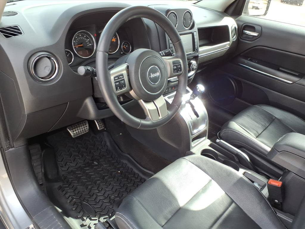 Used 2014 Jeep Patriot Limited w/ Sun/Sound Group AWD/4WD image 9