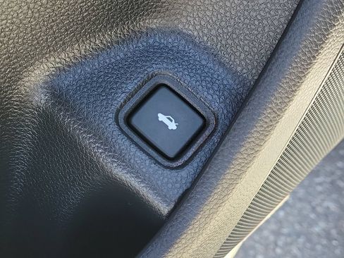 Used 2022 Honda Accord Sport image 19