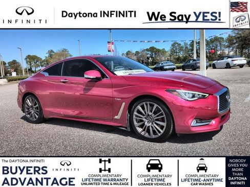 Used 2017 INFINITI Q60 Red Sport 400 image 1