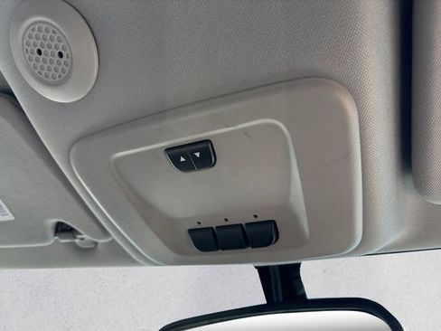 Used 2015 Chevrolet Impala LT w/ LT Sunroof Package image 17