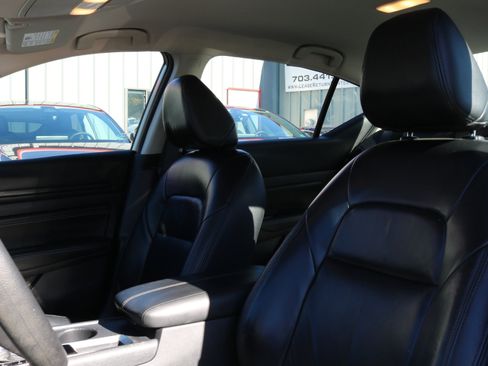 Used 2020 Nissan Altima 2.5 S image 11