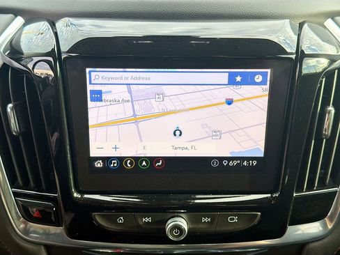 Used 2021 Chevrolet Traverse RS image 32