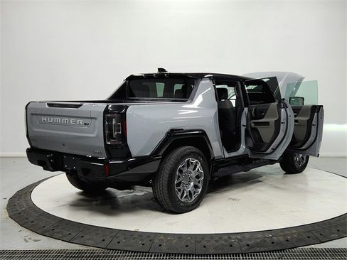 Used 2025 GMC Hummer EV 3X image 15