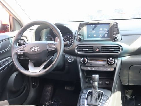 Used 2019 Hyundai Kona Limited image 14