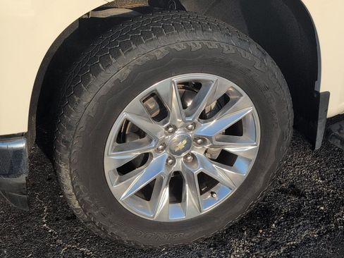 Certified 2022 Chevrolet Silverado 1500 LTZ w/ LTZ Premium Package image 11