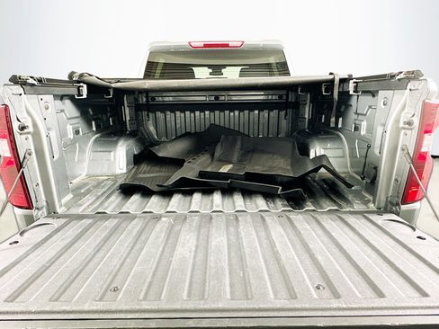 Used 2024 Chevrolet Silverado 1500 LT AWD/4WD image 27