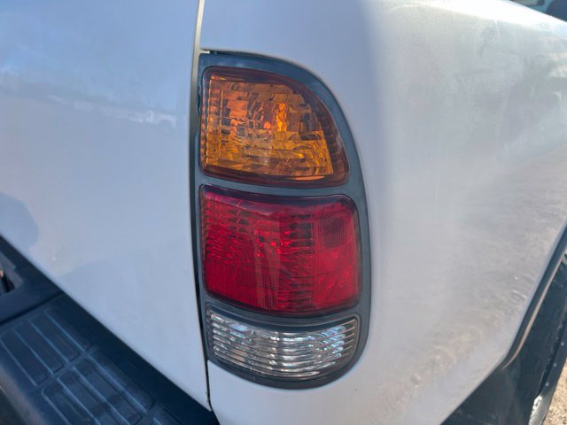 Used 2001 Toyota Tundra SR5 w/ All Weather Guard Pkg AWD/4WD image 11