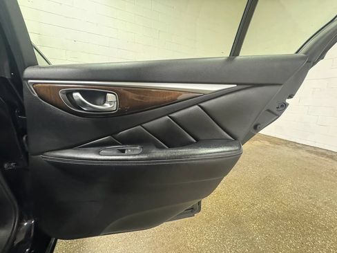 Used 2014 INFINITI Q50 Premium w/ Deluxe Touring Package AWD/4WD image 37