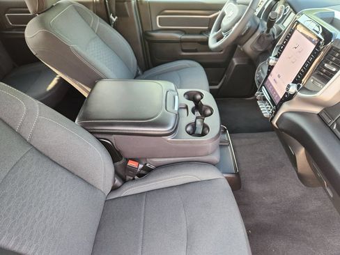 Used 2026 RAM 2500 Big Horn AWD/4WD image 15
