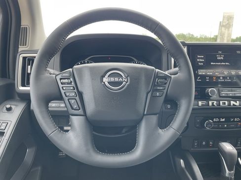New 2026 Nissan Frontier SV w/ SV Convenience Package image 8