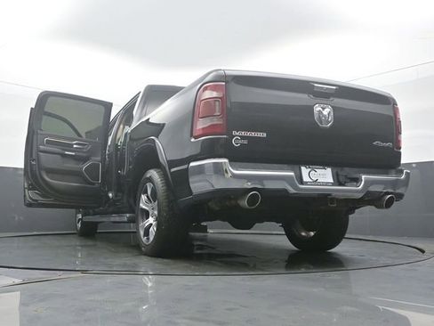 Used 2019 RAM 1500 Laramie AWD/4WD image 58
