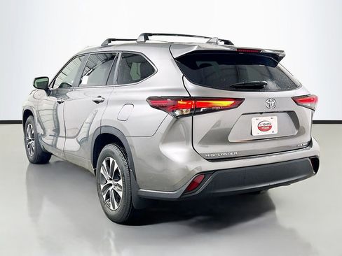 New 2026 Toyota Highlander XLE AWD/4WD image 6