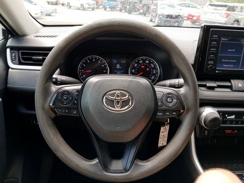 Used 2021 Toyota RAV4 LE image 21