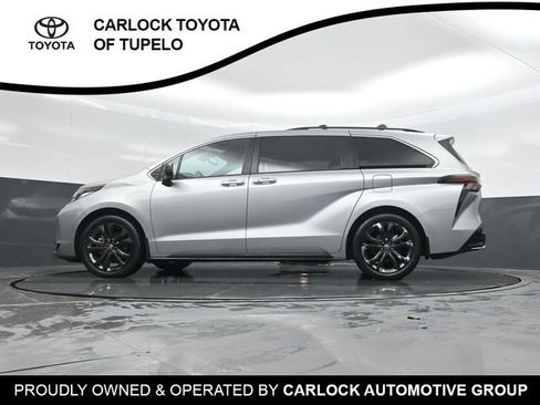Used 2024 Toyota Sienna XSE w/ XSE Plus Package image 39