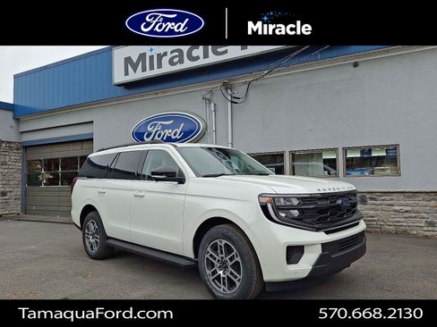 New 2025 Ford Expedition Active AWD/4WD image 1