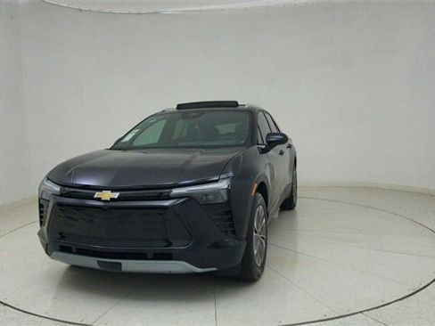 Used 2024 Chevrolet Blazer EV LT image 65