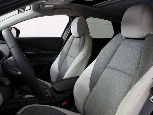 New 2026 MAZDA CX-30 Aire Edition image 13