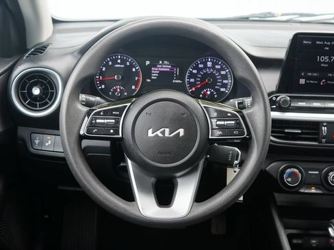 Used 2024 Kia Forte LXS w/ LXS Technology Package FWD image 12