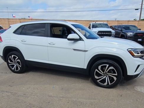 Used 2021 Volkswagen Atlas Cross Sport SE AWD/4WD image 9