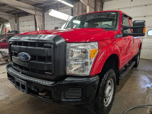 Used 2014 Ford F250 XL w/ Power Equipment Group image 3