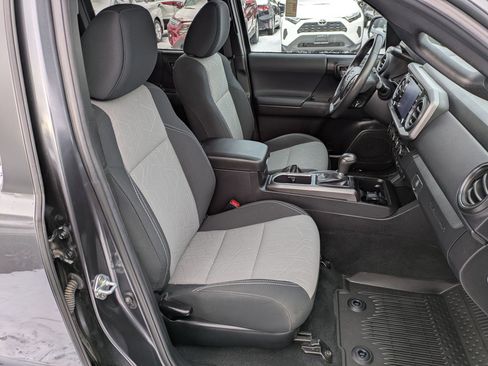 Used 2023 Toyota Tacoma TRD Sport image 20