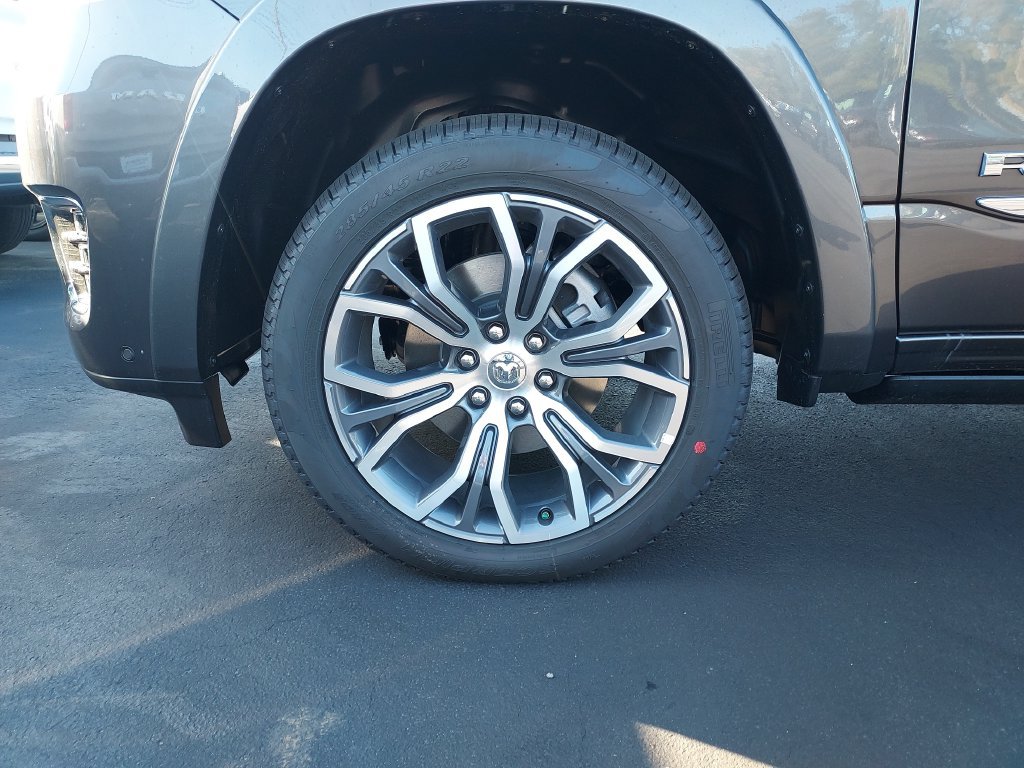 New 2027 RAM 1500 Tungsten AWD/4WD image 10