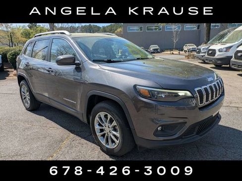Used 2019 Jeep Cherokee Latitude Plus image 1
