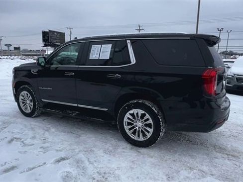 Used 2021 GMC Yukon SLT w/ SLT Luxury Plus Package image 6