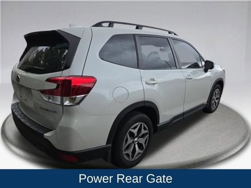 Certified 2023 Subaru Forester Premium image 6