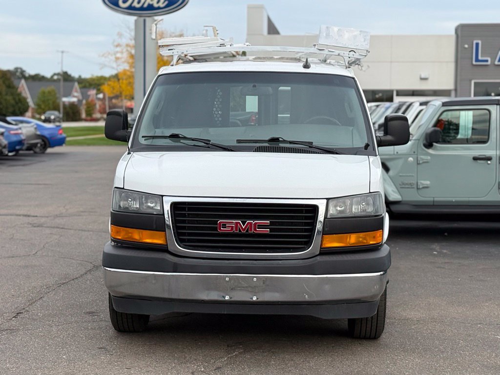 Used 2019 GMC Savana 2500 w/ Driver Convenience Package RWD image 22