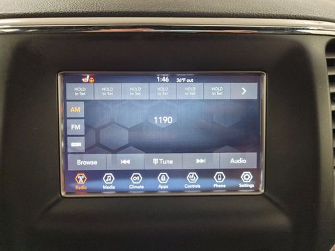 Used 2018 Jeep Grand Cherokee Limited image 25