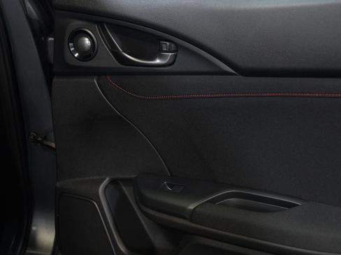 Used 2019 Honda Civic Type R image 27