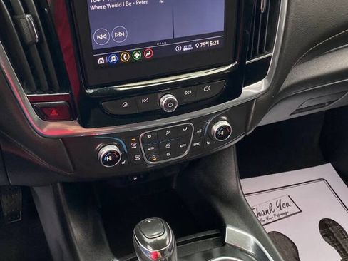 Used 2020 Chevrolet Traverse LT AWD/4WD image 15