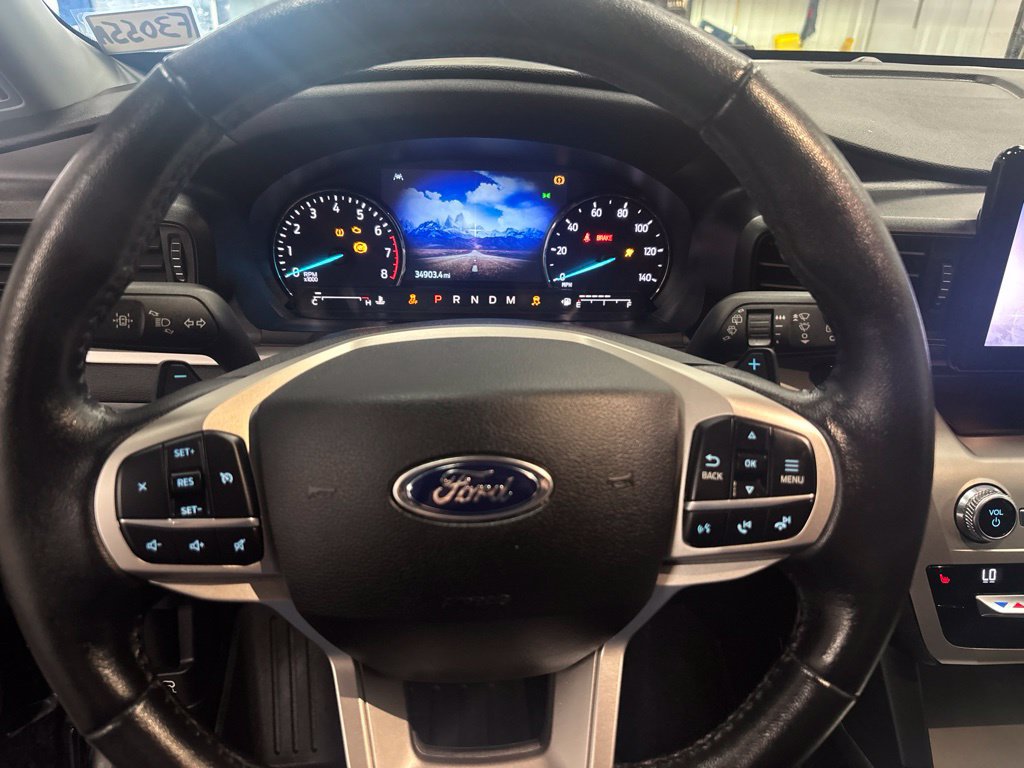 Used 2021 Ford Explorer XLT w/ Class III Trailer Tow Package AWD/4WD image 17