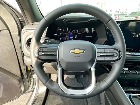 New 2025 Chevrolet Colorado LT w/ LT Convenience Package image 7