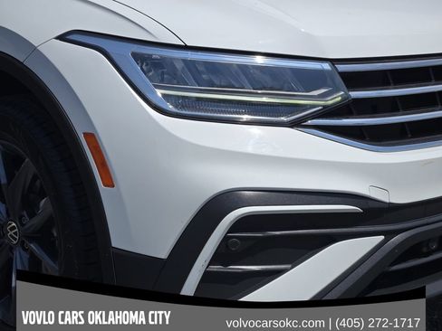 Used 2022 Volkswagen Tiguan SE FWD image 8