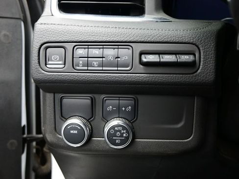 Used 2022 GMC Yukon Denali RWD image 19